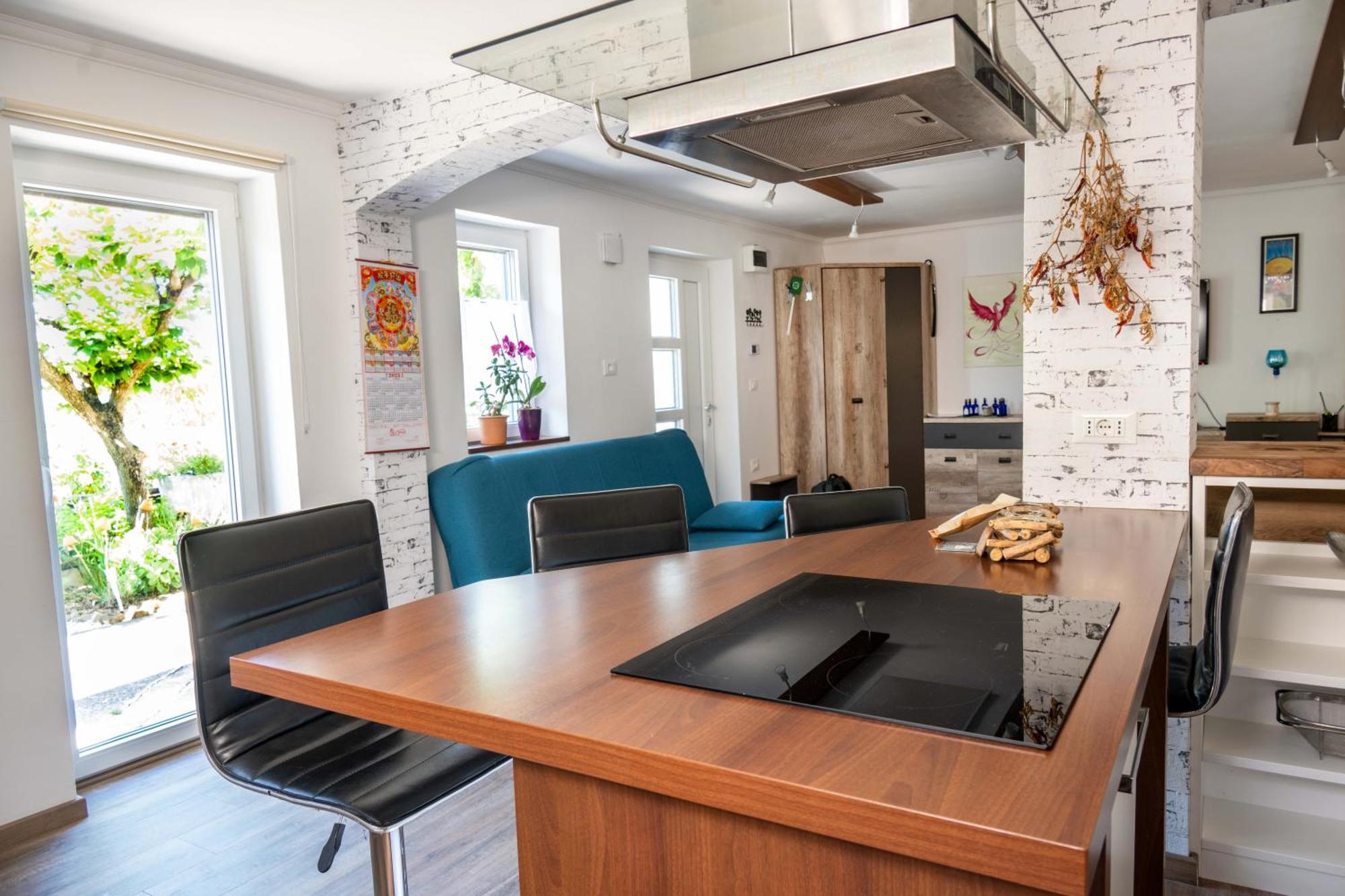 Apartma Salvia-Guest House Луция Экстерьер фото